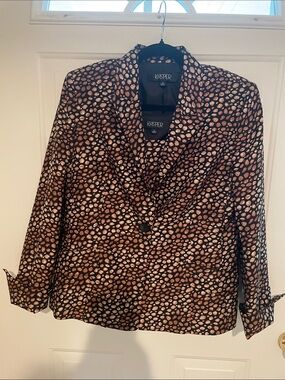 Kasper Brown, Black and Cream Spot-Print Single-Button Blazer-Style Jacket